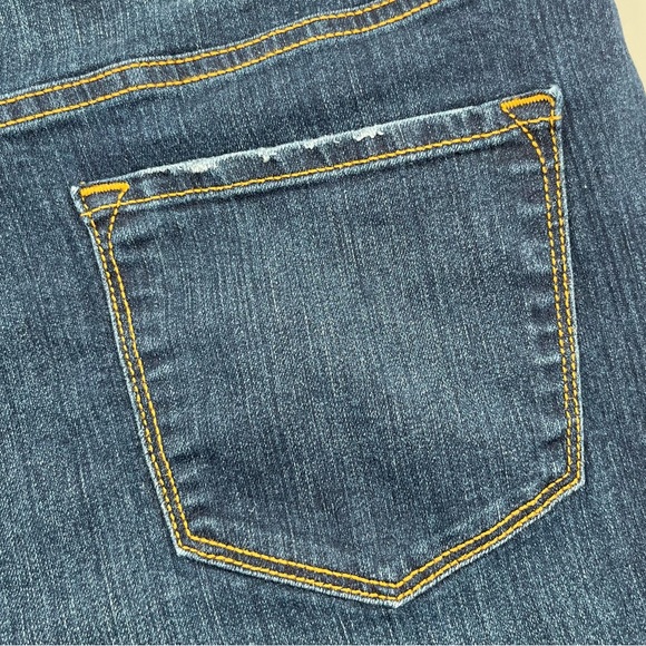 Apt. 9 Bermuda Shorts Denim Jeans Cuffed Hem Plus Size 16 - Picture 8 of 11